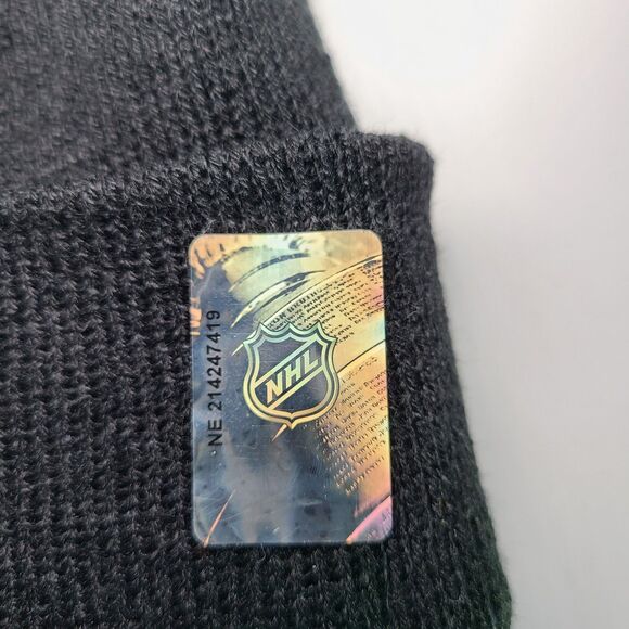 Los Angeles Kings Zephyr Graf-X Black Cuffed Adult Pom Beanie Hat NHL Hockey New - Picture 4 of 6